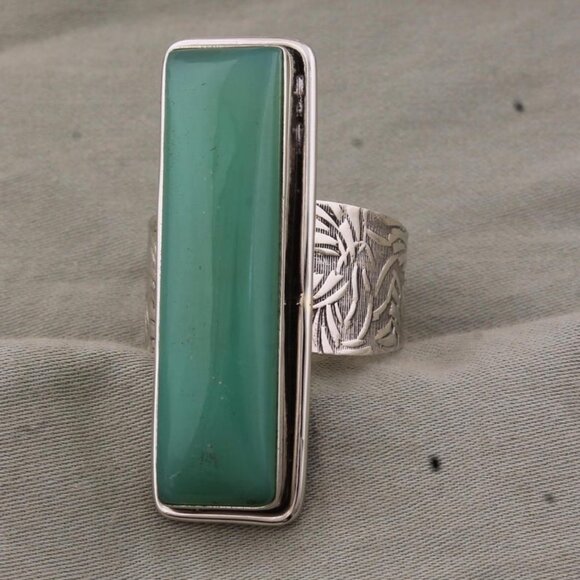 Green Onyx Sterling Silver Ring: Handmade Designer 925 Ring - Picture 1 of 6